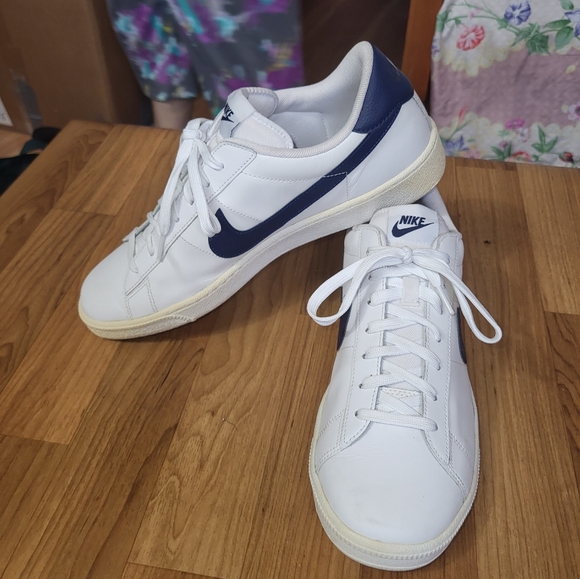 Nike Court Tennis Sneakers Mens Size 11 White And Blue - Picture 3 of 8